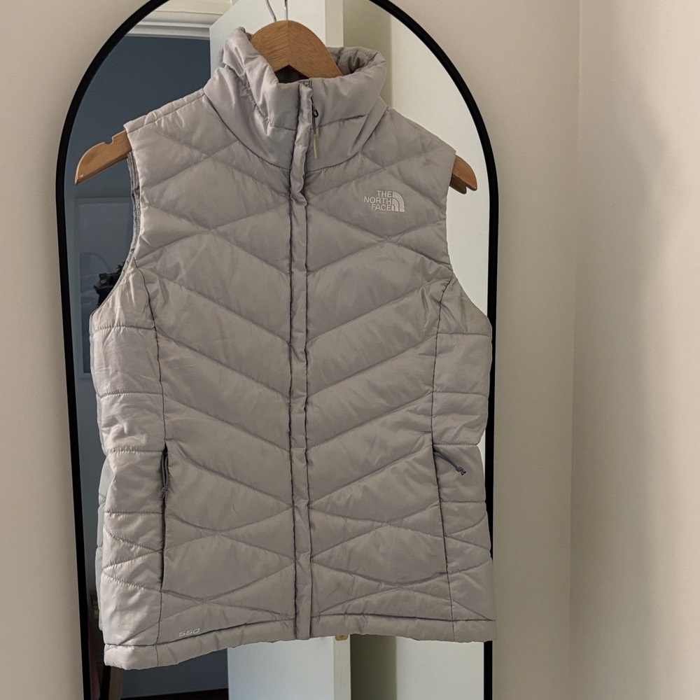 The North Face Women's Light Gray Quilted Vest